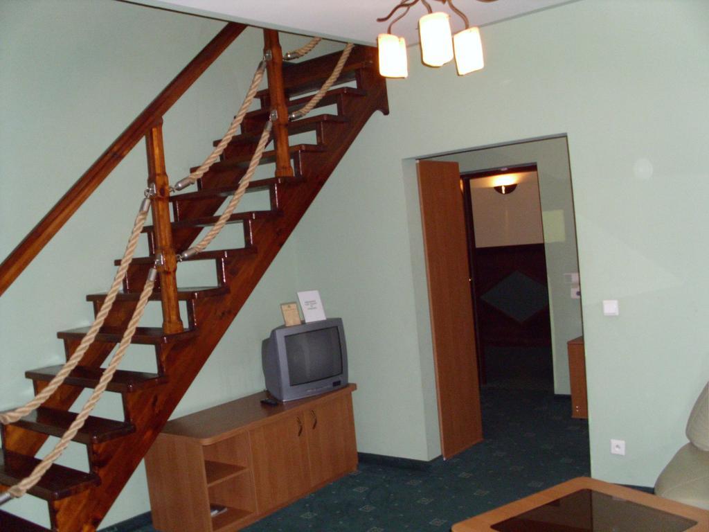 Osrodek Morsko Plus Hotel Buitenkant foto